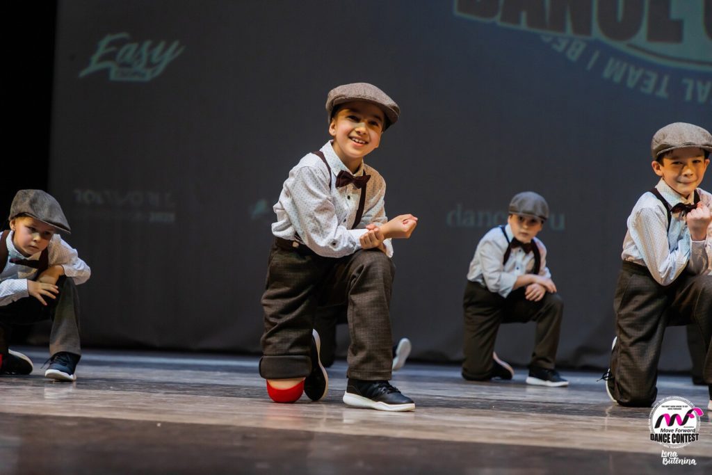 Stage Art Babies Gentlemen