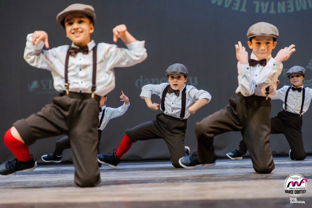 Stage Art Babies Gentlemen