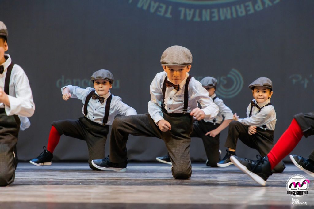 Stage Art Babies Gentlemen
