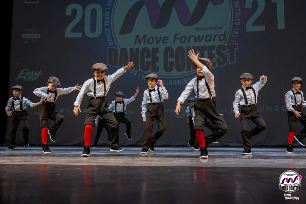 Stage Art Babies Gentlemen