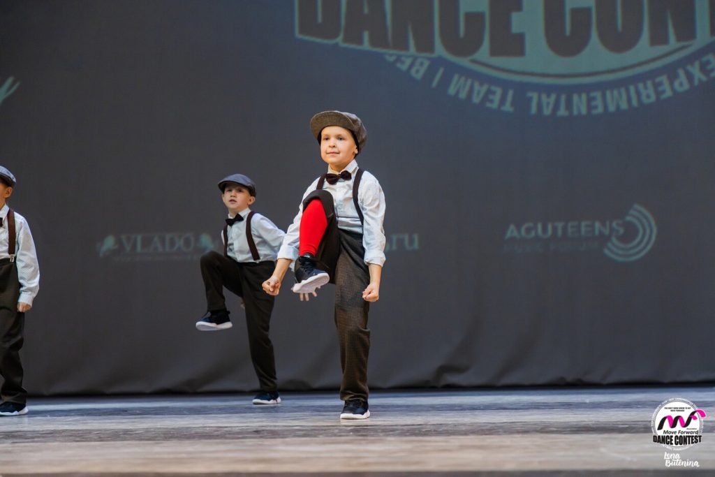 Stage Art Babies Gentlemen
