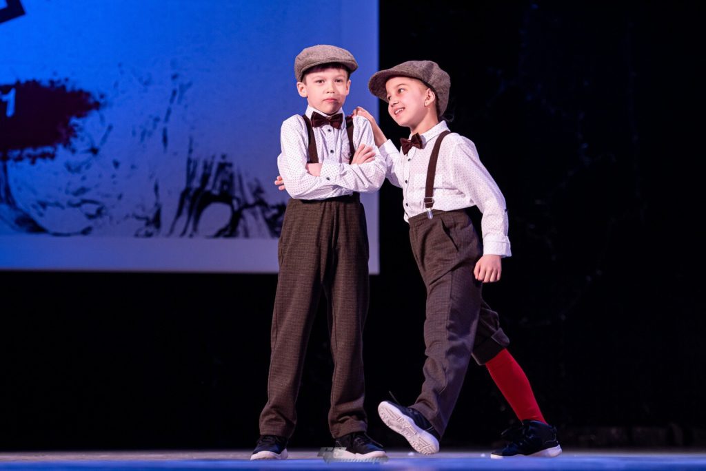 Stage Art Babies Gentlemen