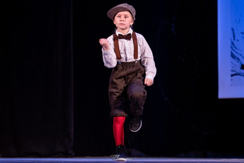 Stage Art Babies Gentlemen