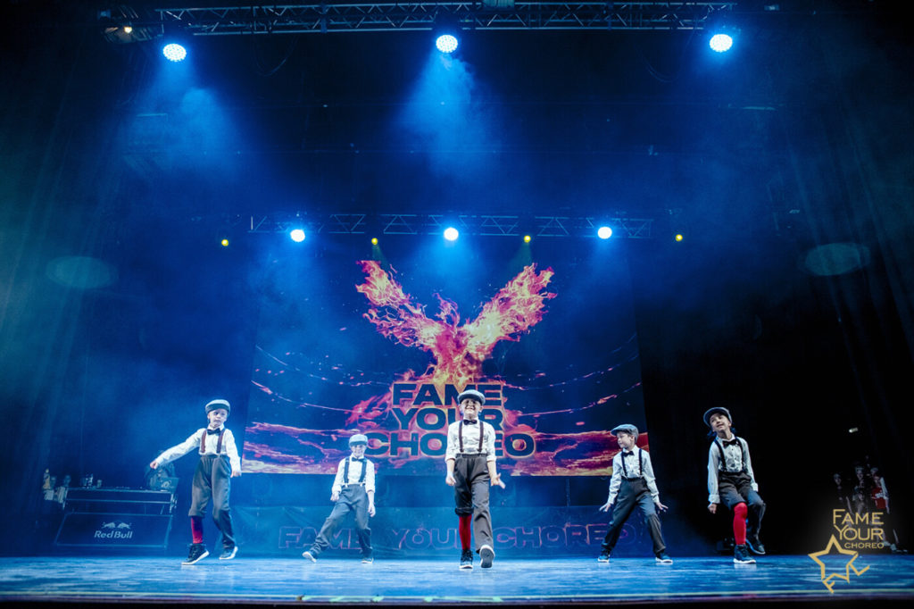 Stage Art Babies Gentlemen