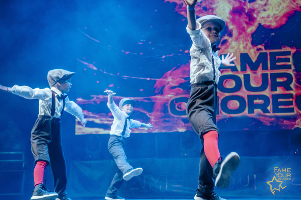 Stage Art Babies Gentlemen