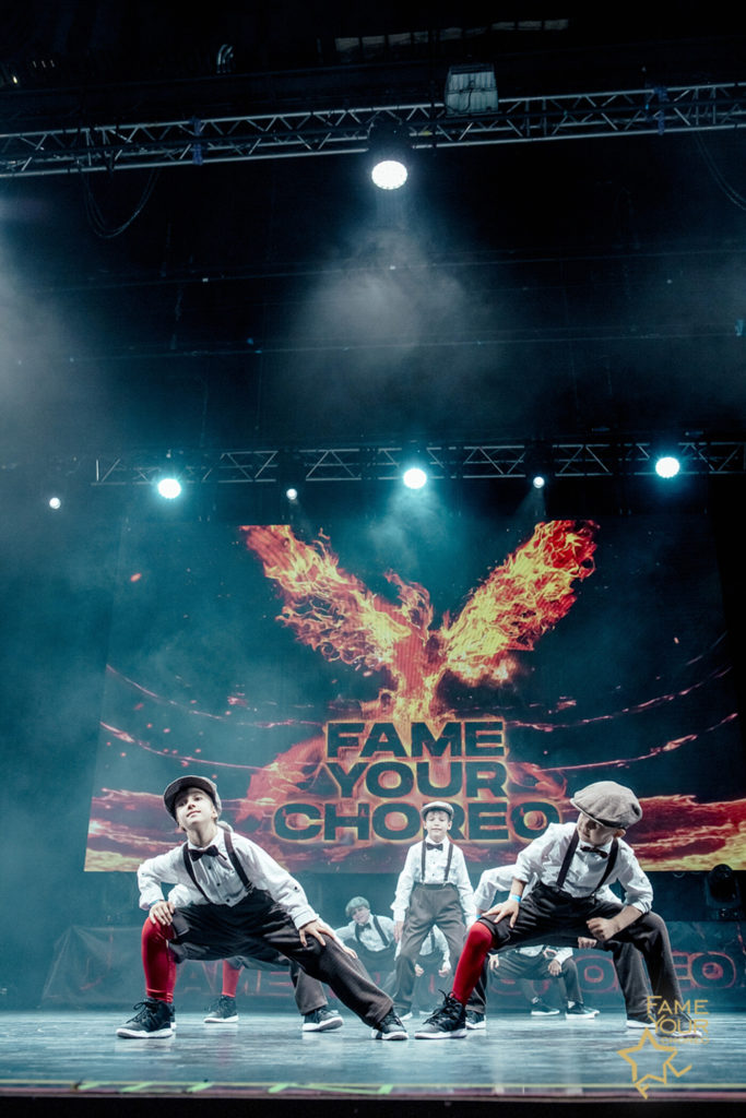 Stage Art Babies Gentlemen
