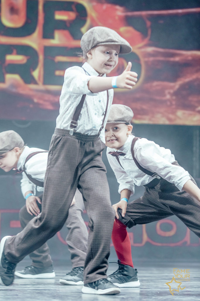 Stage Art Babies Gentlemen