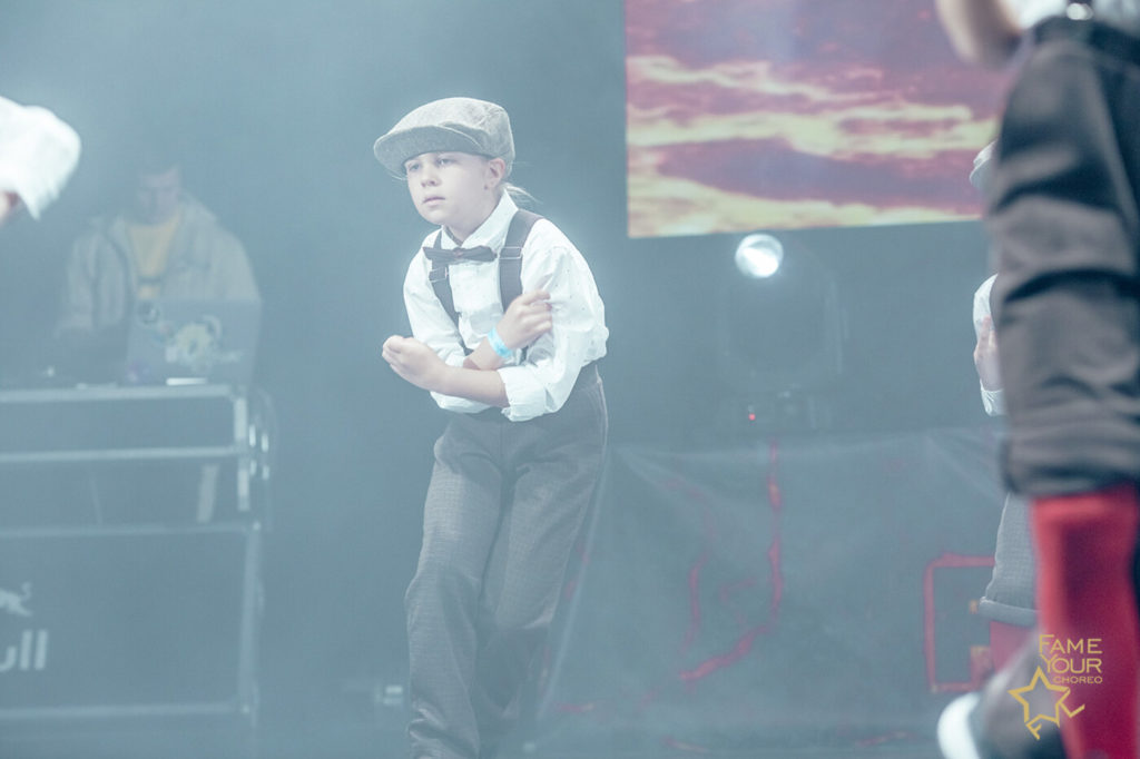 Stage Art Babies Gentlemen