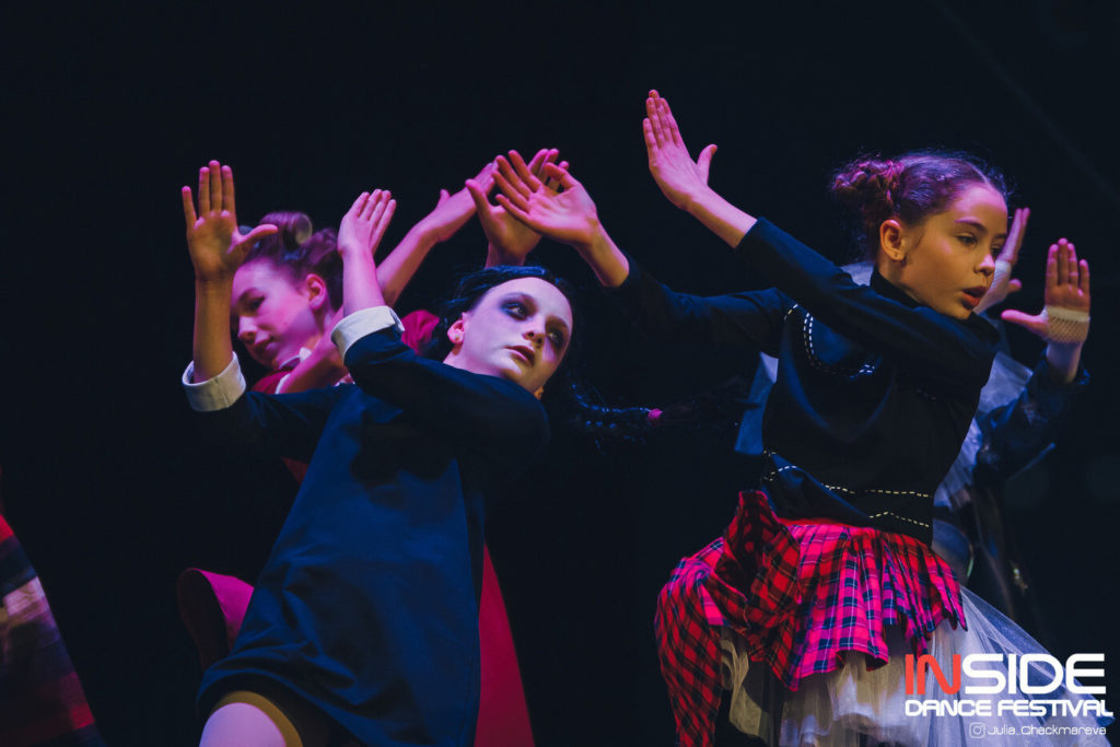 Stage Art Kids Addams Family