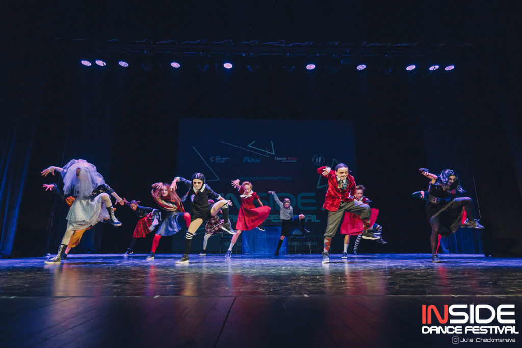 Stage Art Kids Addams Family