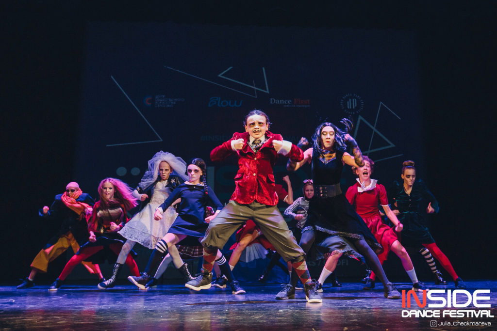 Stage Art Kids Addams Family