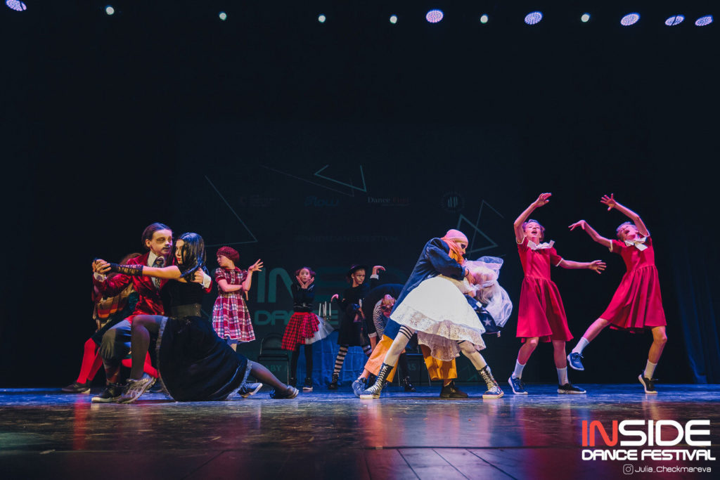 Stage Art Kids Addams Family